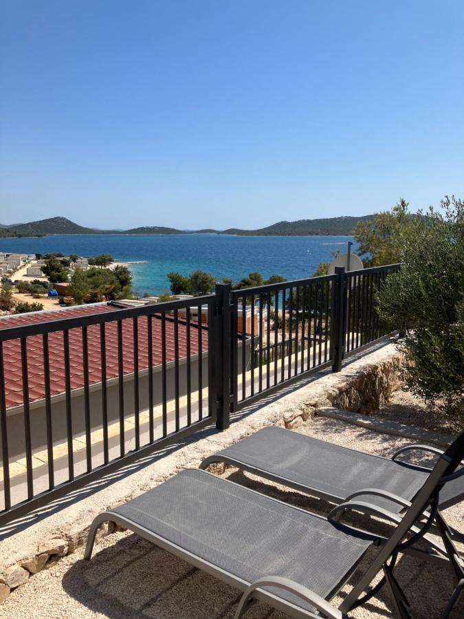 Camp Panorama With Pool Hotel Drage Exterior photo